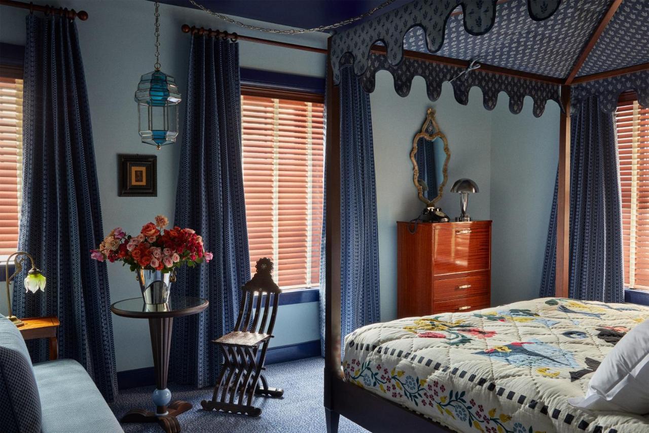 Ulysses, An Ash Hotel Baltimore Bagian luar foto