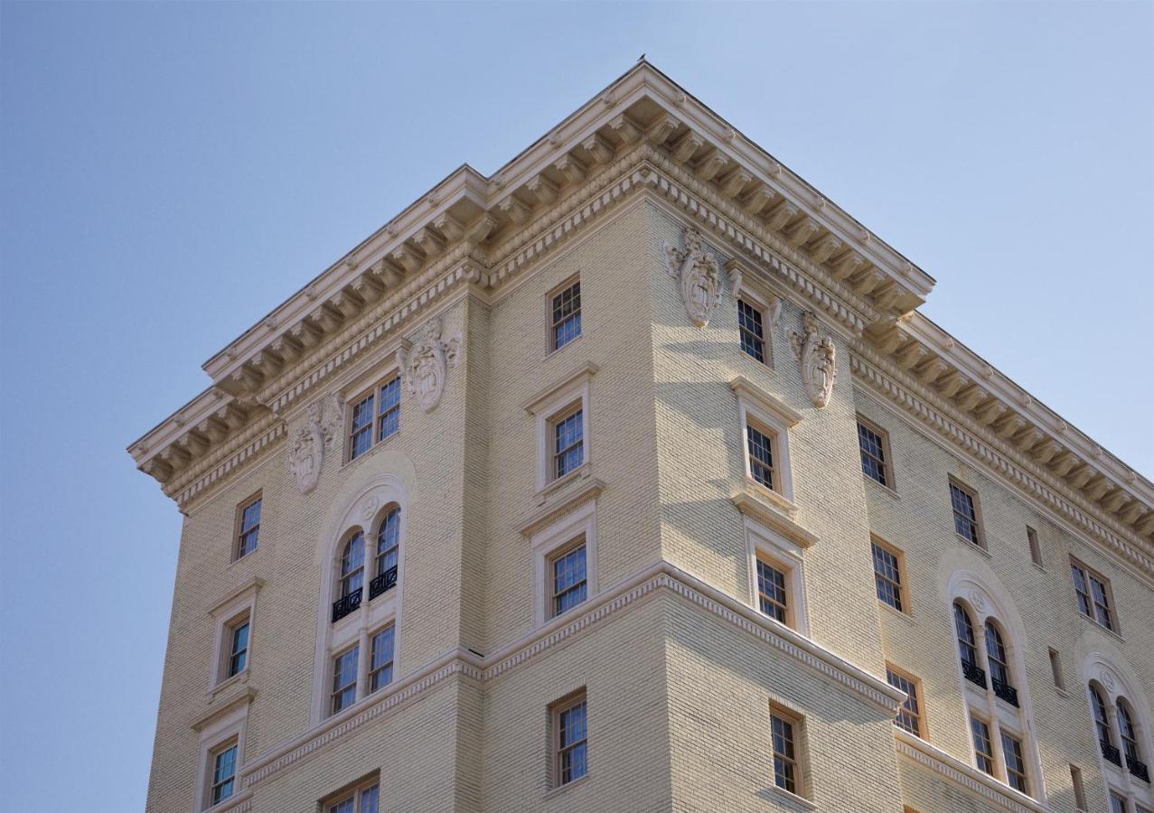 Ulysses, An Ash Hotel Baltimore Bagian luar foto