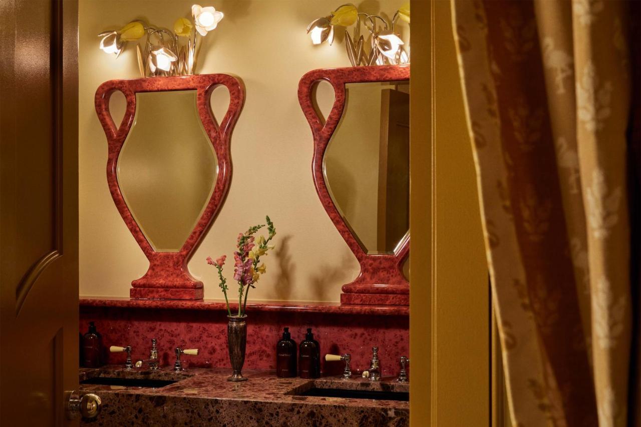 Ulysses, An Ash Hotel Baltimore Bagian luar foto