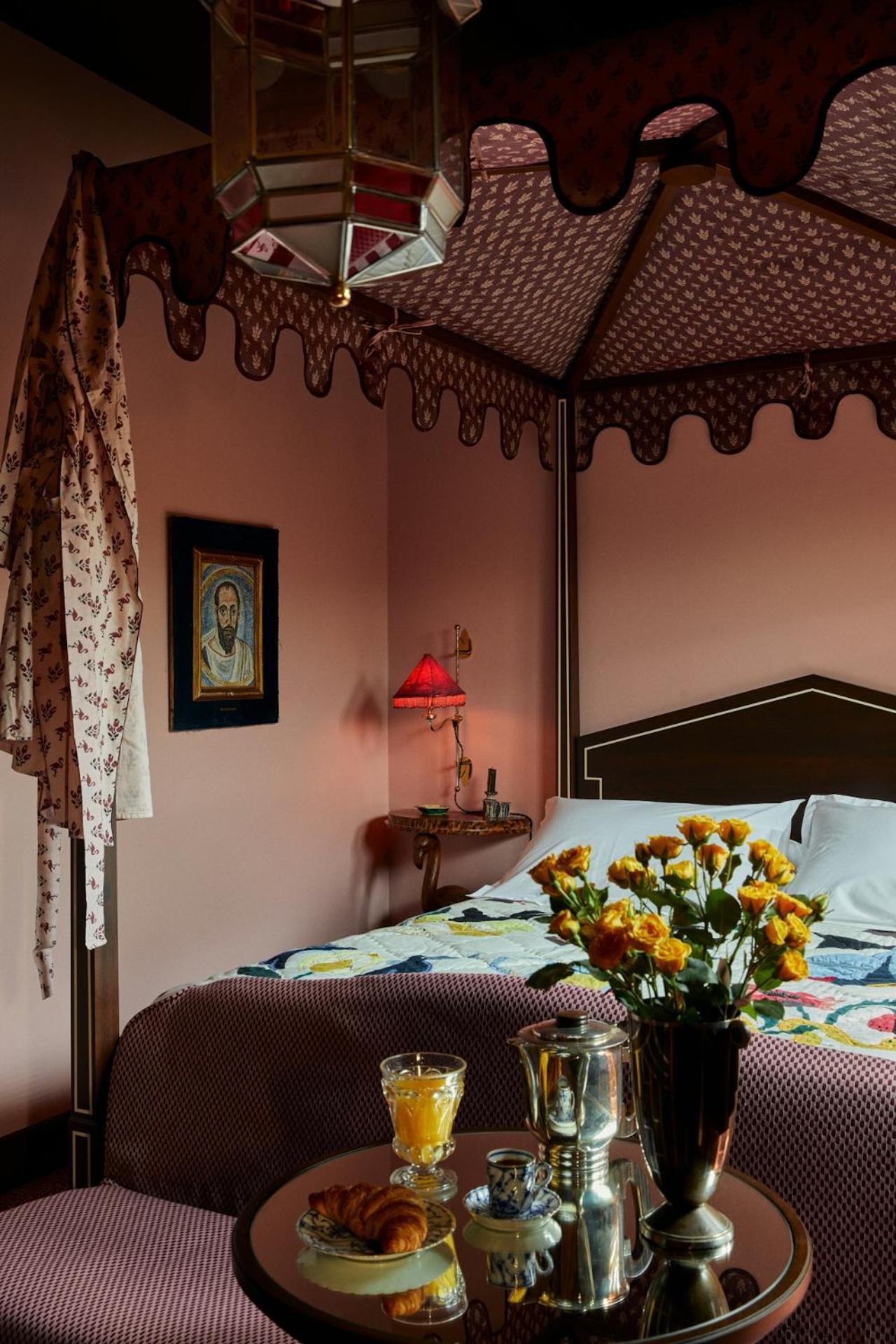 Ulysses, An Ash Hotel Baltimore Bagian luar foto